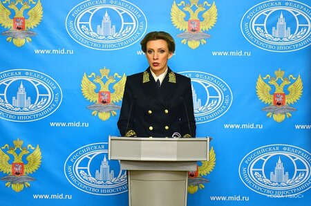 Мария Захарова предложила Трасс доказать, что Британия не хочет напасть на Россию