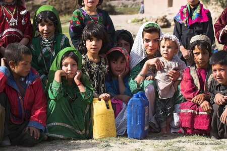 Талибы поздравили женщин с 8 Марта