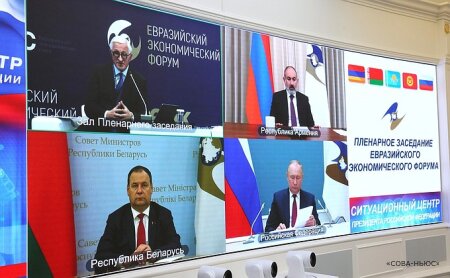 Путин: Россия становится в чём-то сильнее из-за санкций