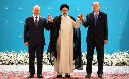 Президенты России, Ирана и Турции сделали совместное заявление