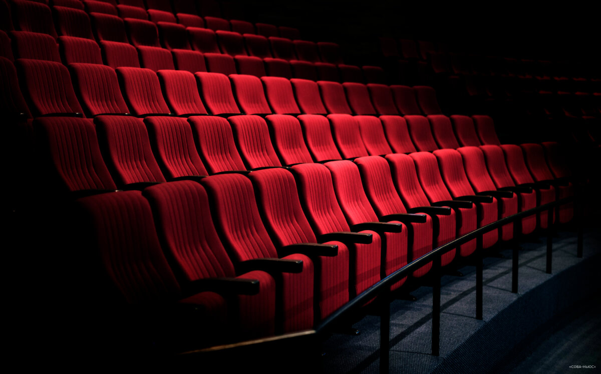 Выручки кинотеатров упали ниже пандемийного уровня