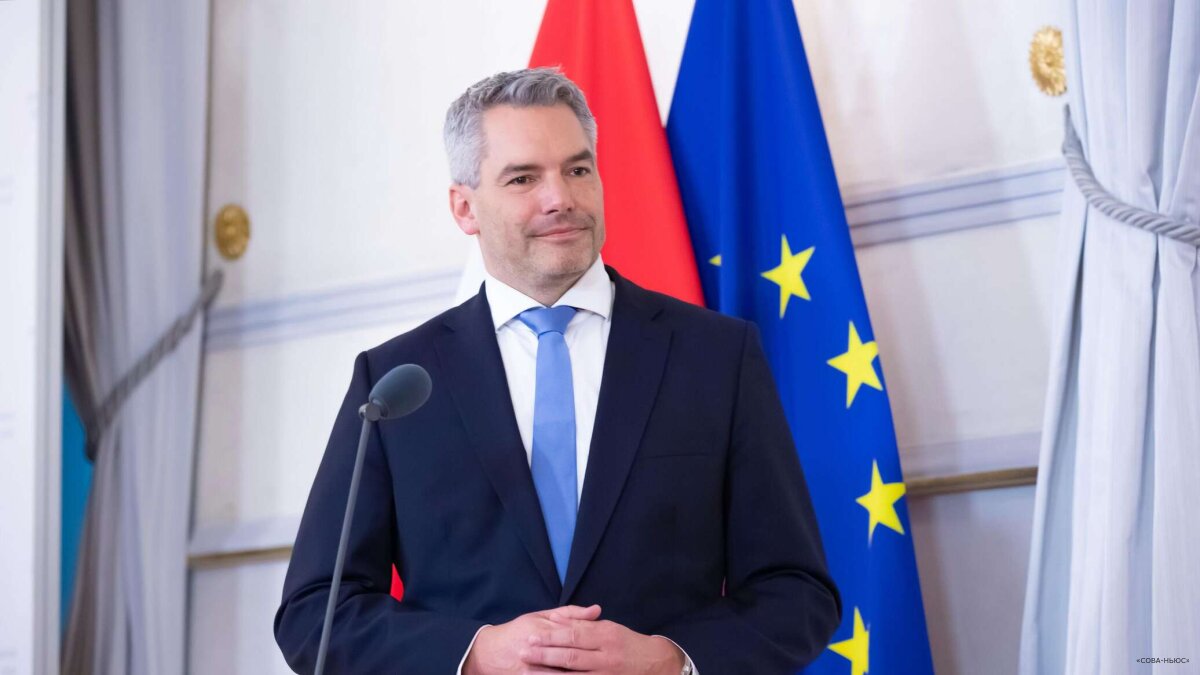 Канцлер Австрии считает нецелесообразным введение новых санкций против РФ