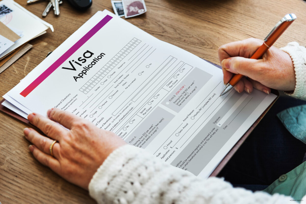ЕК утвердила новый порядок выдачи виз для граждан РФ