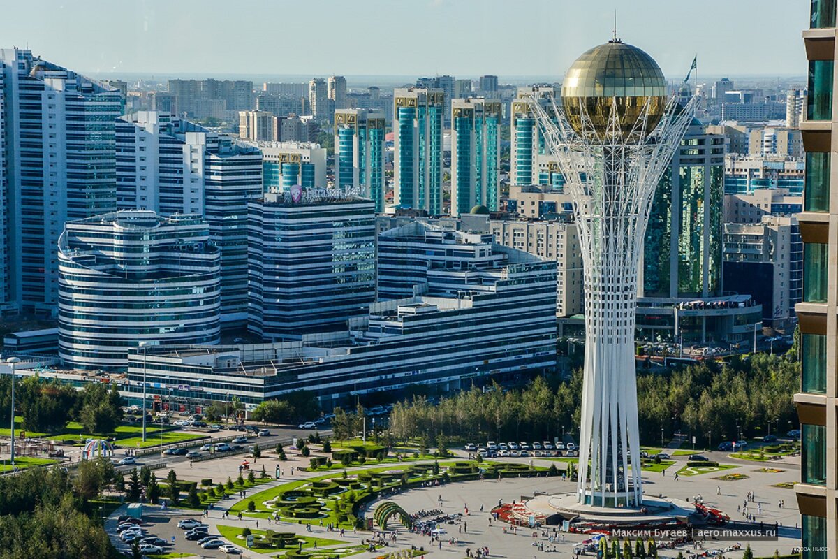 Число уезжающих в Казахстан из России вернулось к привычному уровню