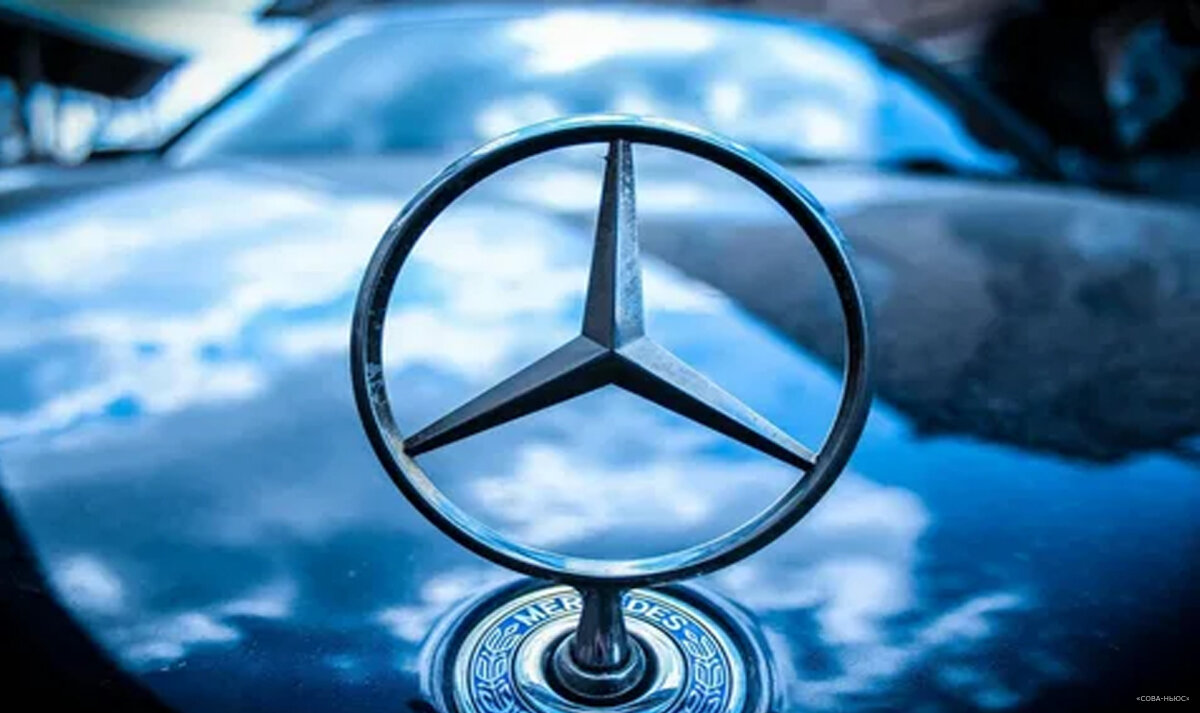 Mercedes-Benz продает свои активы в России