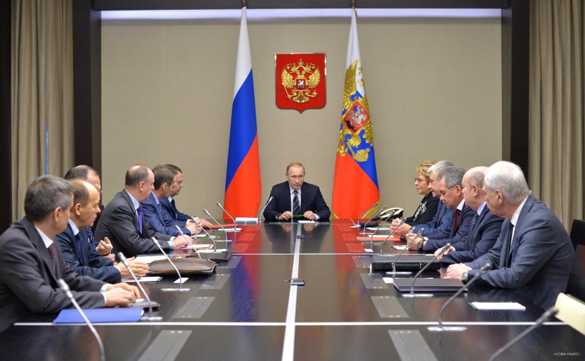Кремль анонсировал совещание Путина с Совбезом