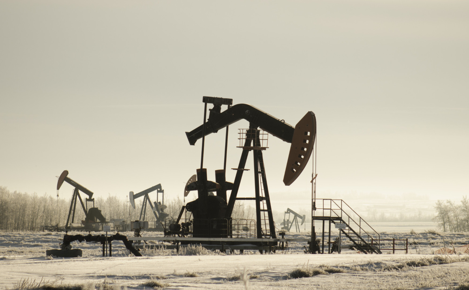 Доходы РФ от нефтяного экспорта снизились на $2,7 млрд